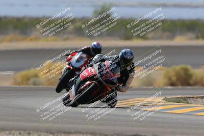 media/Oct-08-2022-SoCal Trackdays (Sat) [[1fc3beec89]]/Turn 14 (1050am)/